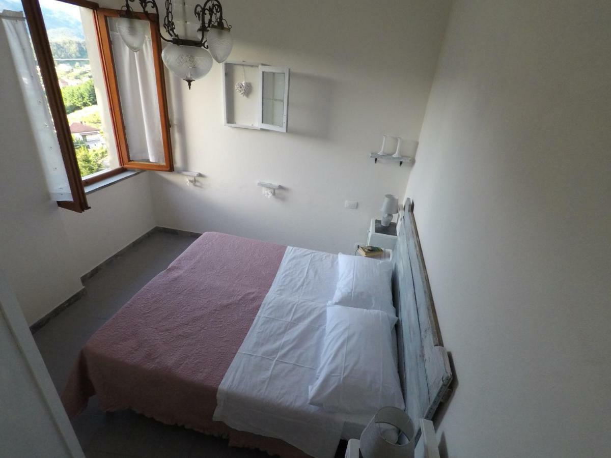 Casa Della Nonna Filo Villa Beverino Luaran gambar
