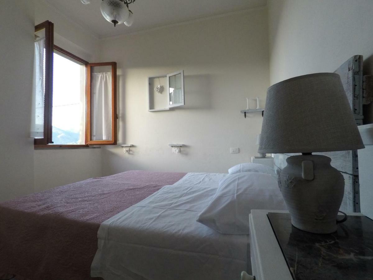 Casa Della Nonna Filo Villa Beverino Luaran gambar